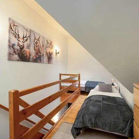 Atmospheric In With Underground Parking By Renters Apartment *