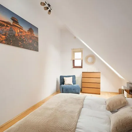 Atmospheric In With Underground Parking By Renters *