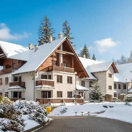 Atmospheric In With Underground Parking By Renters *