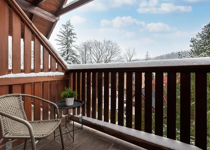 Apartament Atmospheric In With Underground Parking By Renters