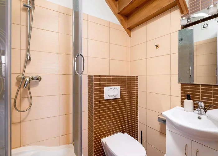 Atmospheric In With Underground Parking By Renters Appartement Karpacz